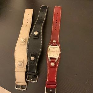 Fossil watch with 3 leather bands